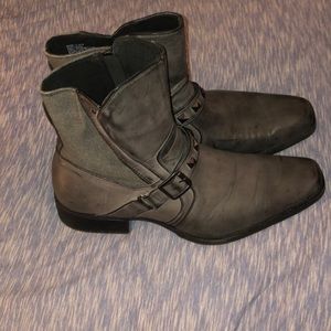 Men’s Leather Grey Studded Shoes